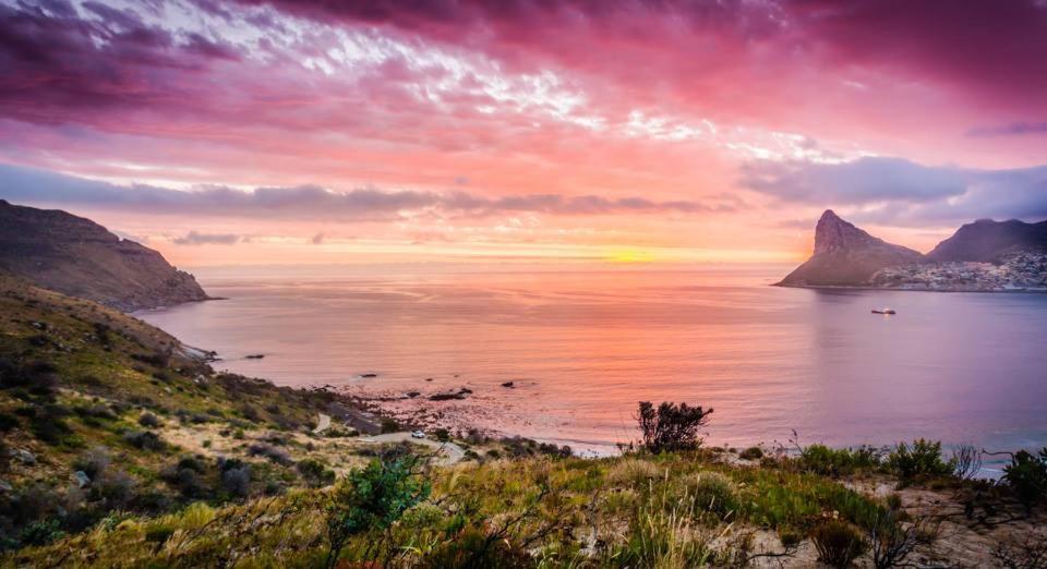 Mount Rhodes Guesthouse, Three Separate Units, Please Select Either Three Bedroom, Two And A Half Bedroom Or One Bedroom Kaapstad Buitenkant foto