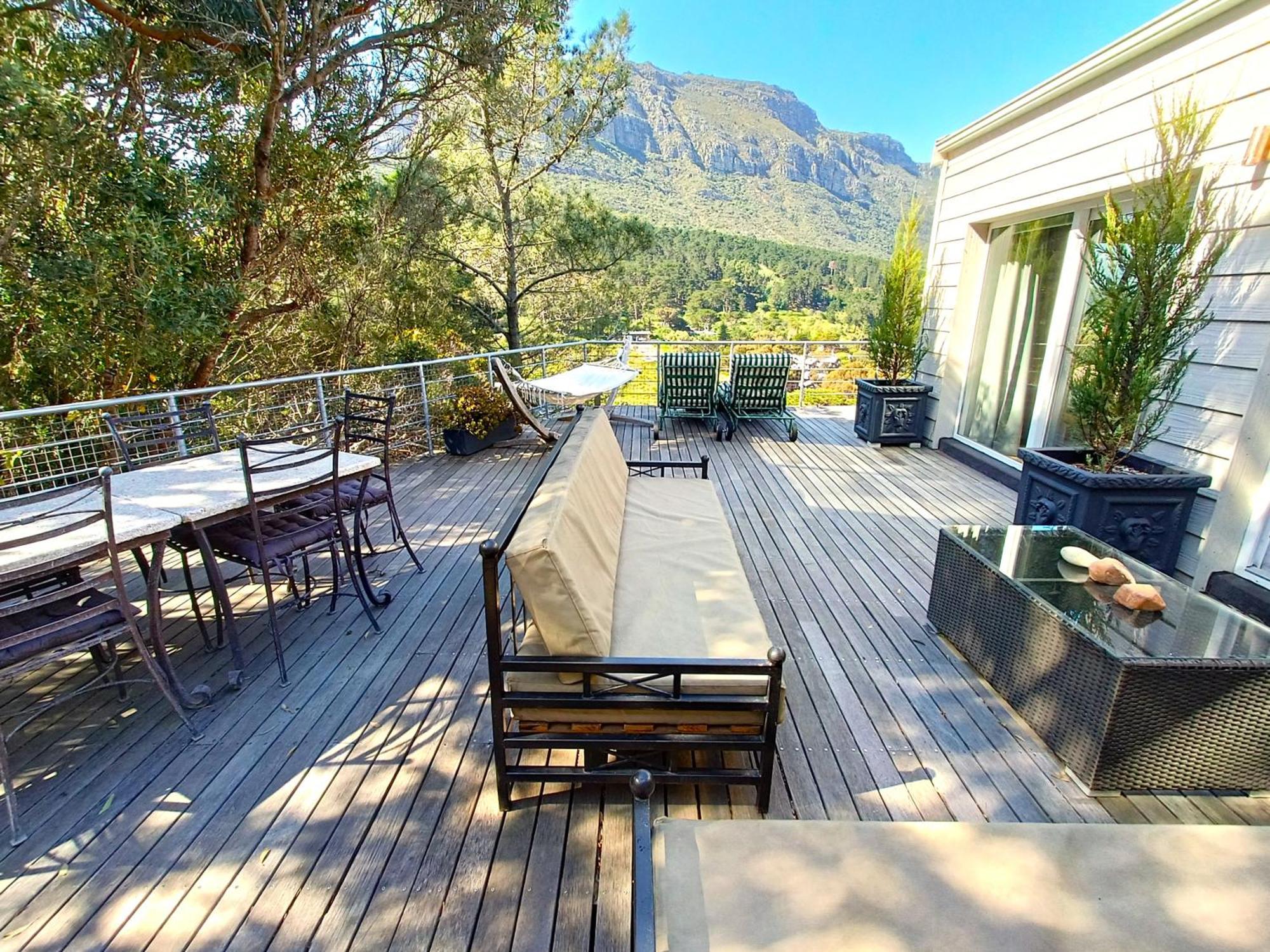 Mount Rhodes Guesthouse, Three Separate Units, Please Select Either Three Bedroom, Two And A Half Bedroom Or One Bedroom Kaapstad Kamer foto